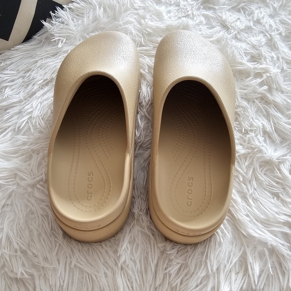 CROCS Dylan Platform Clogs - Picture 5 of 9